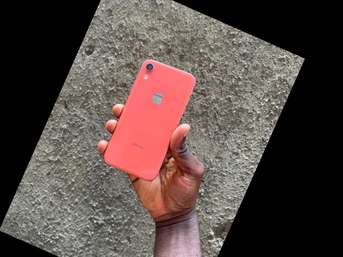 iPhone XR 
